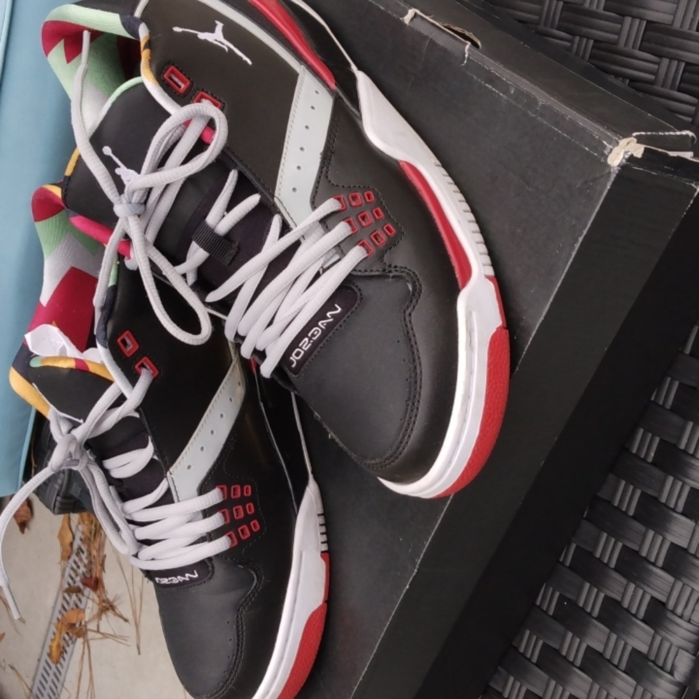 Jordans worn once